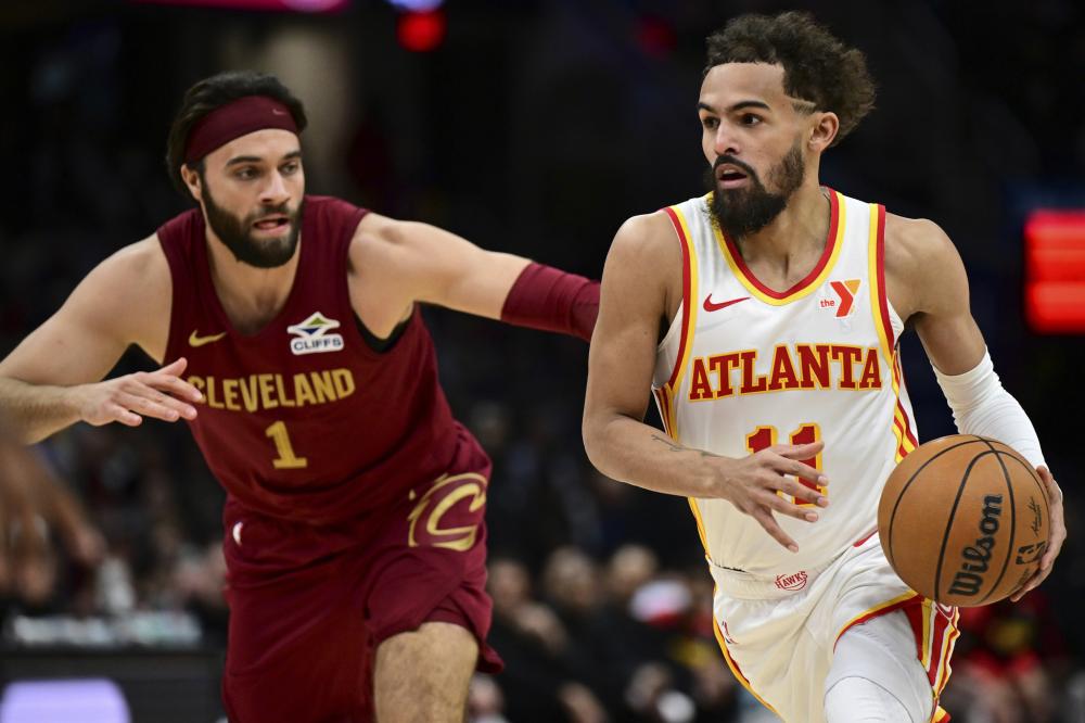 误机会上演 误机会上演